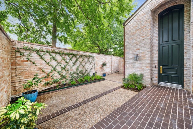 4 River Hollow Lane, Houston