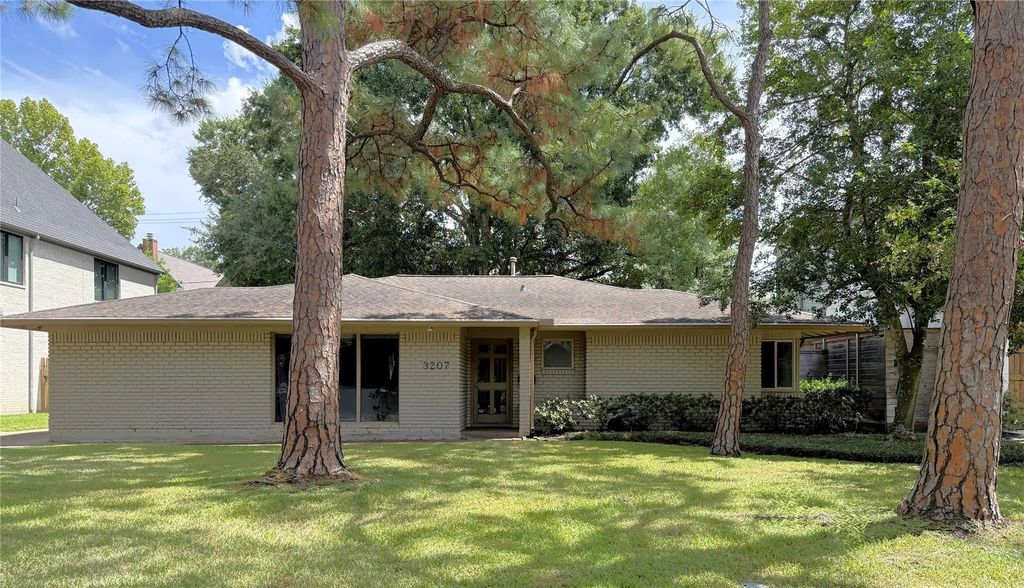 3207 Banbury Place, Houston
