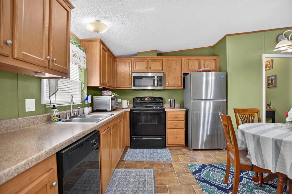 802 N 2nd Street, Huntington