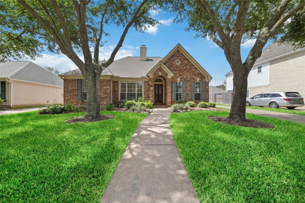 12435 Hazyglen Drive, Houston
