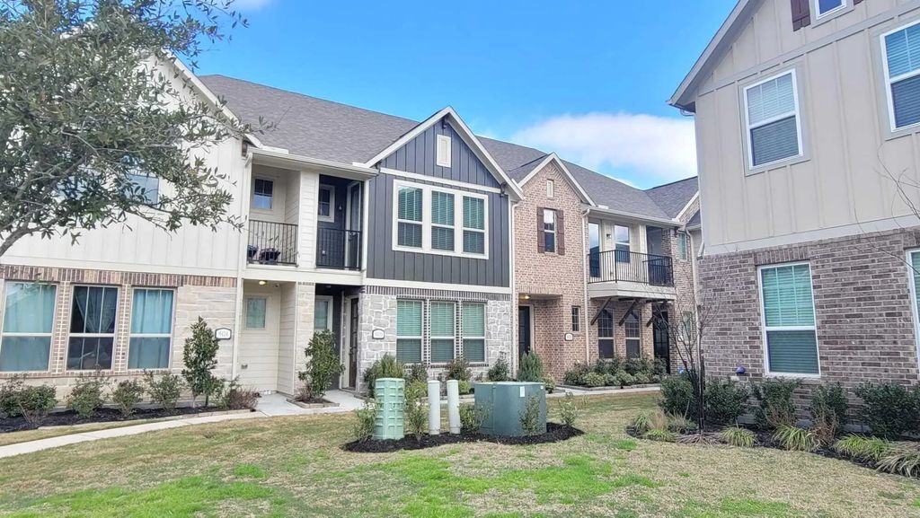 9426 Caddo Ridge Lane, Cypress