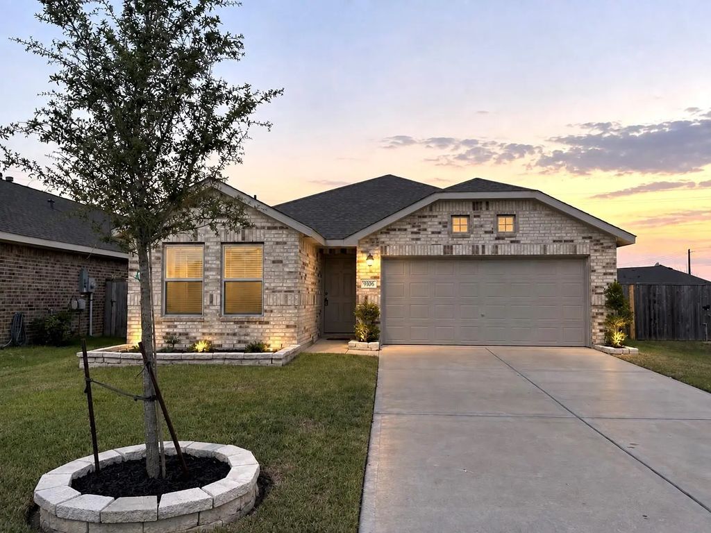9106 Harvest Steel Drive, Baytown
