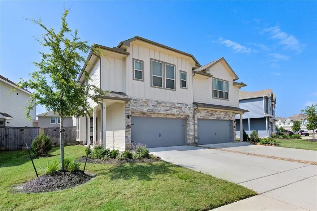 22635 Sutherland Bend Lane, Richmond