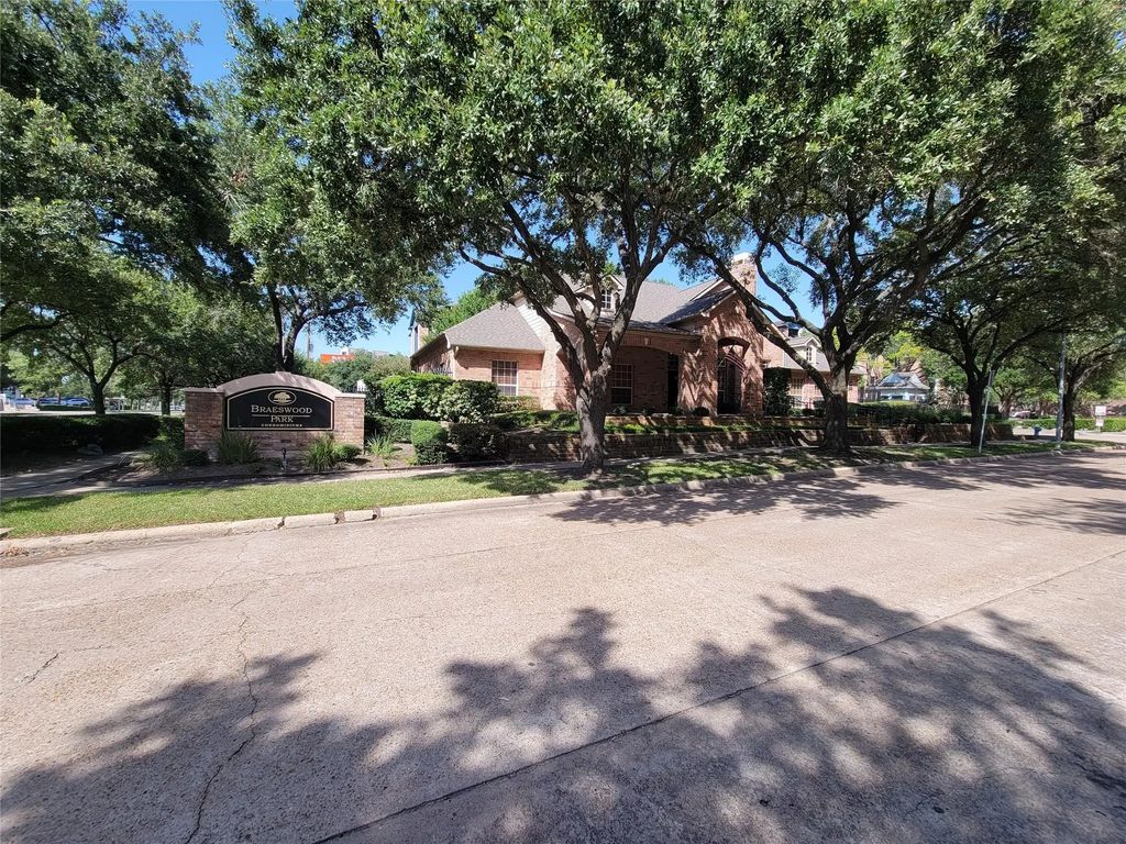 2255 Braeswood Park 259, Houston