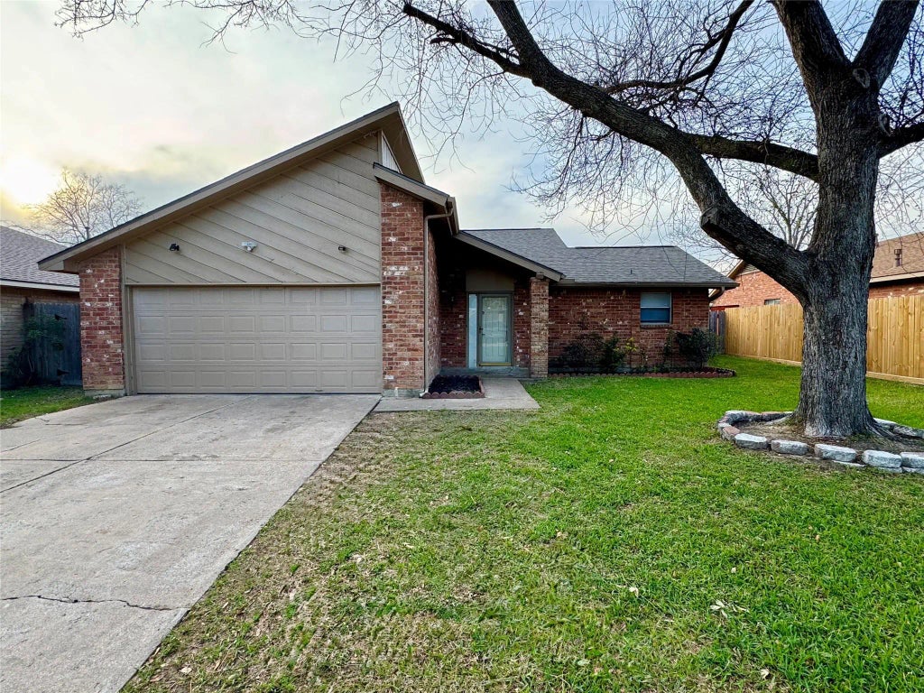 6843 Drewlaine Fields Lane, Katy