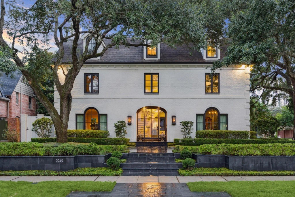 2249 Pelham Drive, Houston