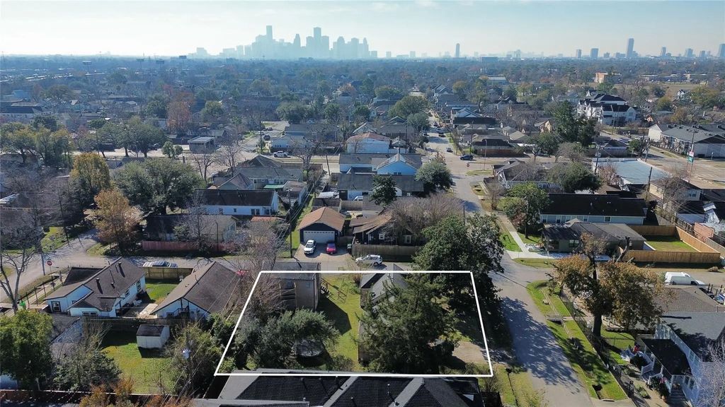 1502 Tabor Street, Houston