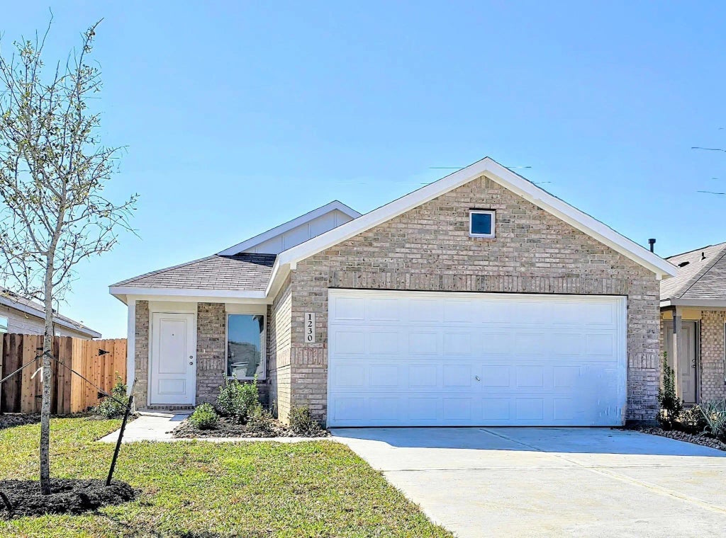 5715 Little Redwing Drive, Baytown
