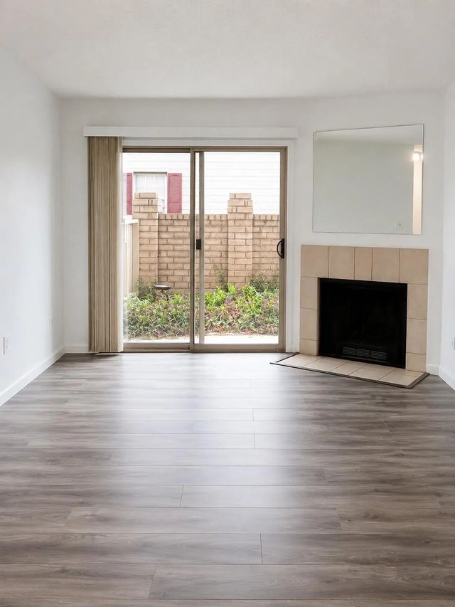 2120 El Paseo Street 315, Houston