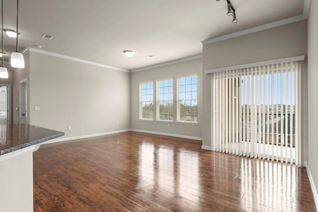 30000 Fm 2978 C1, Magnolia