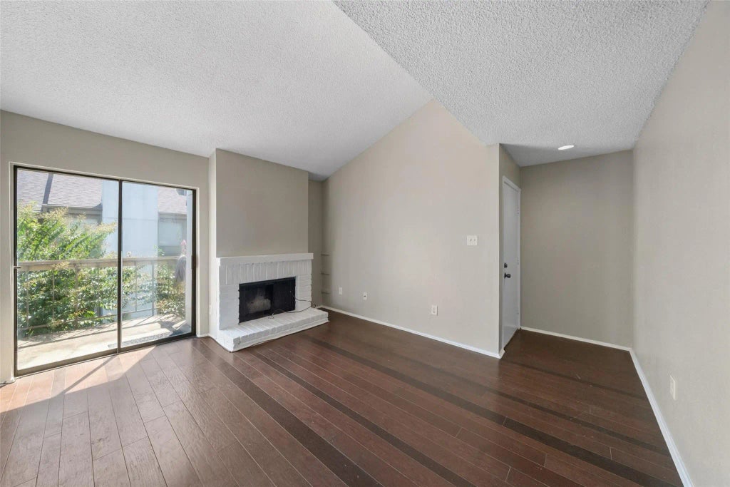 10053 Westpark Drive 298, Houston