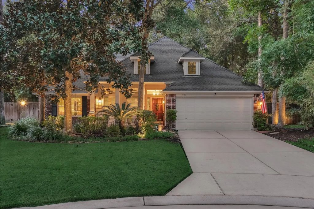 119 N Rambling Ridge Place, The Woodlands