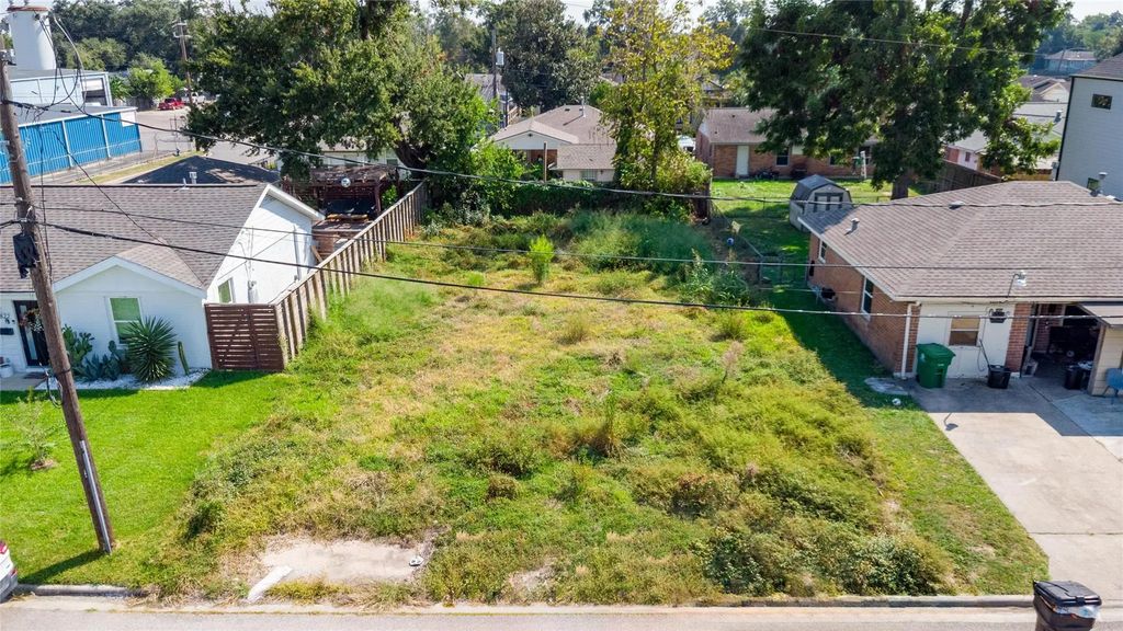1818 & 1820 Lula Street, Houston