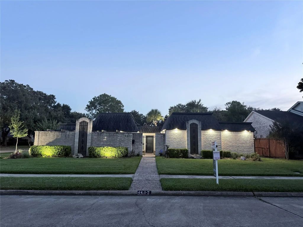 4012 Chile Drive, Pasadena