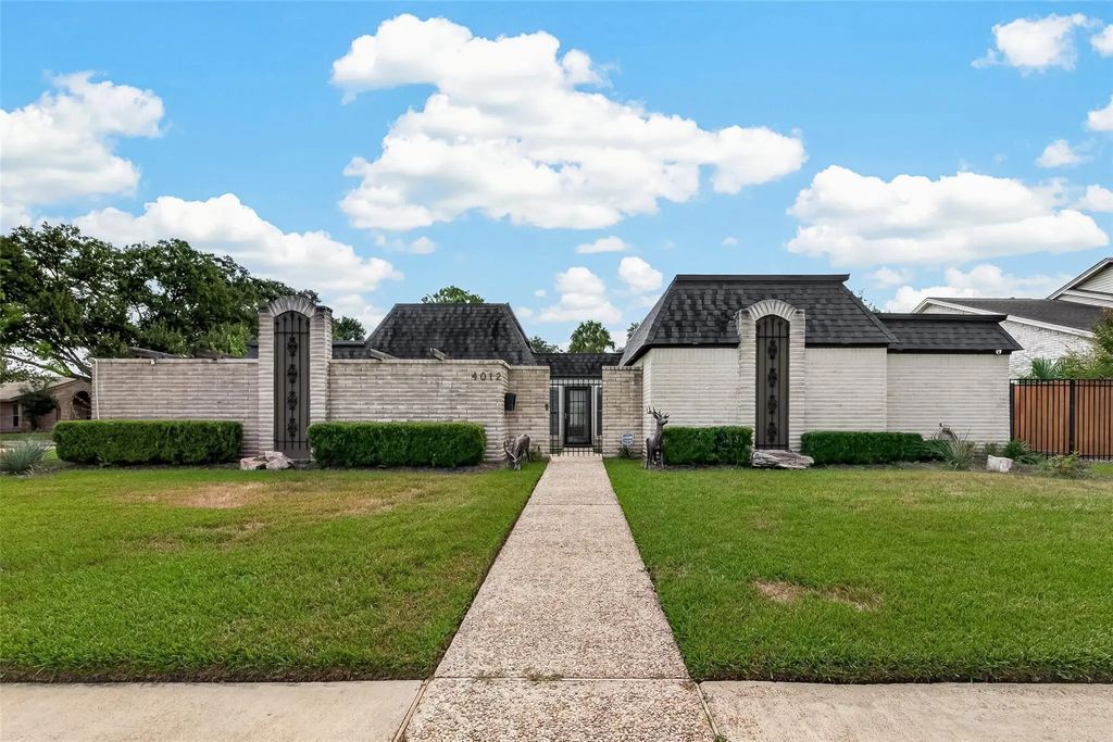 4012 Chile Drive, Pasadena