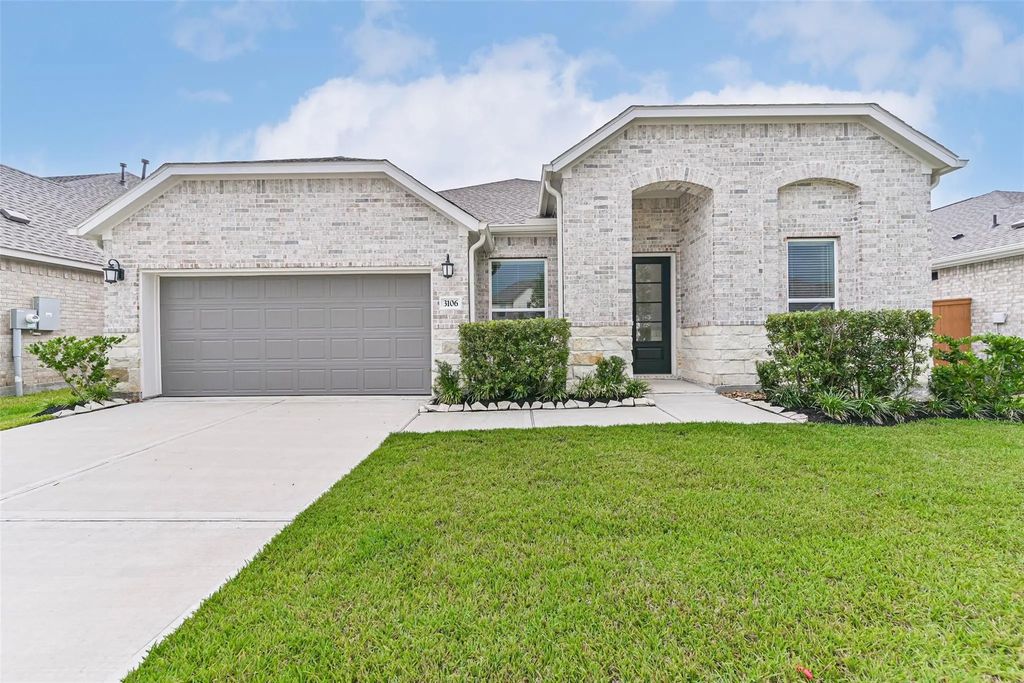 3106 Mariner Island Drive, La Marque