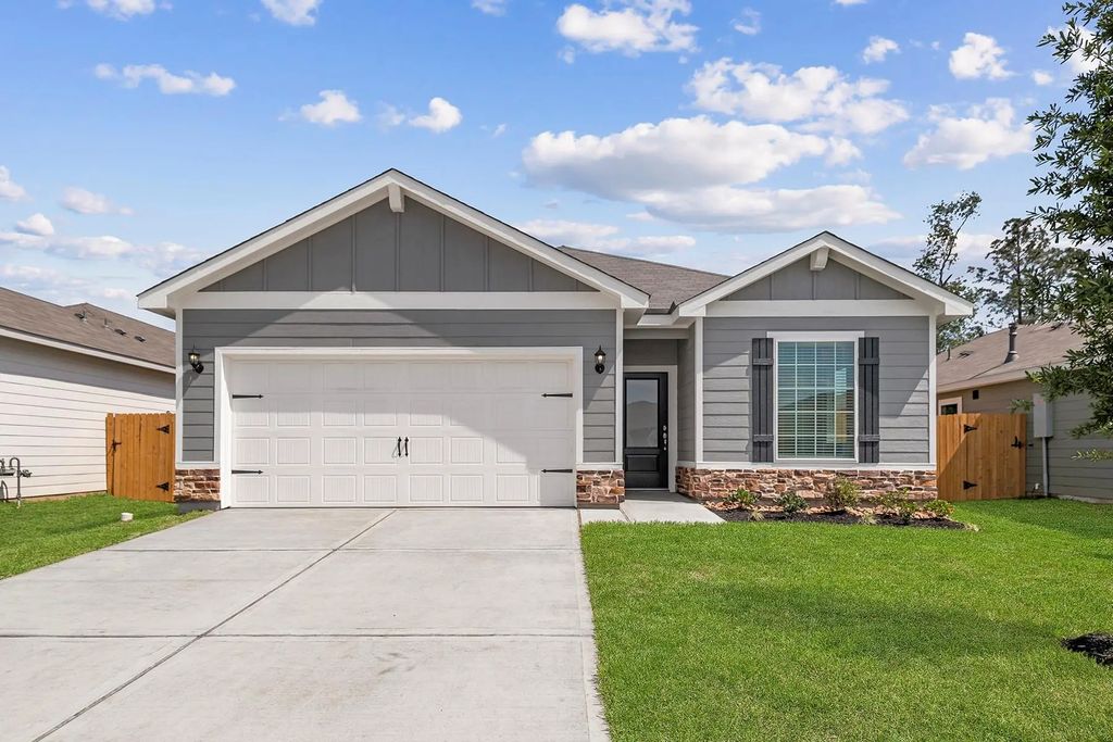 16414 Blossom Grove Drive, Conroe