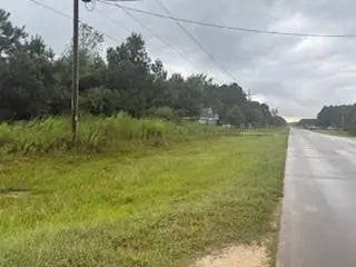 1342 County Road 3540, Cleveland