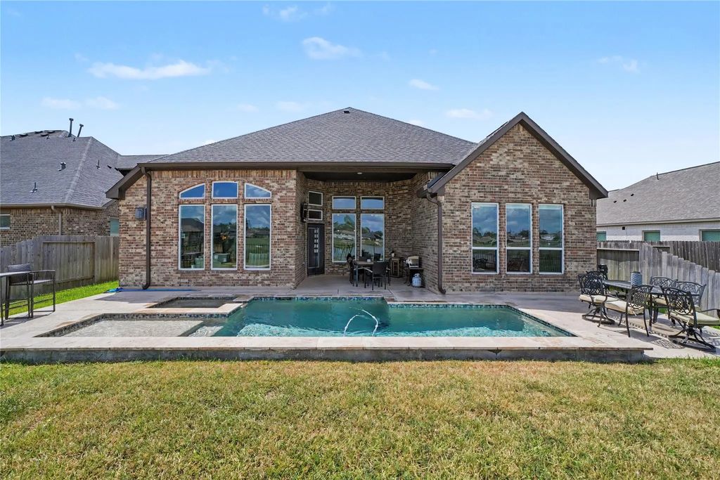 23511 Meritage Drive, Alvin