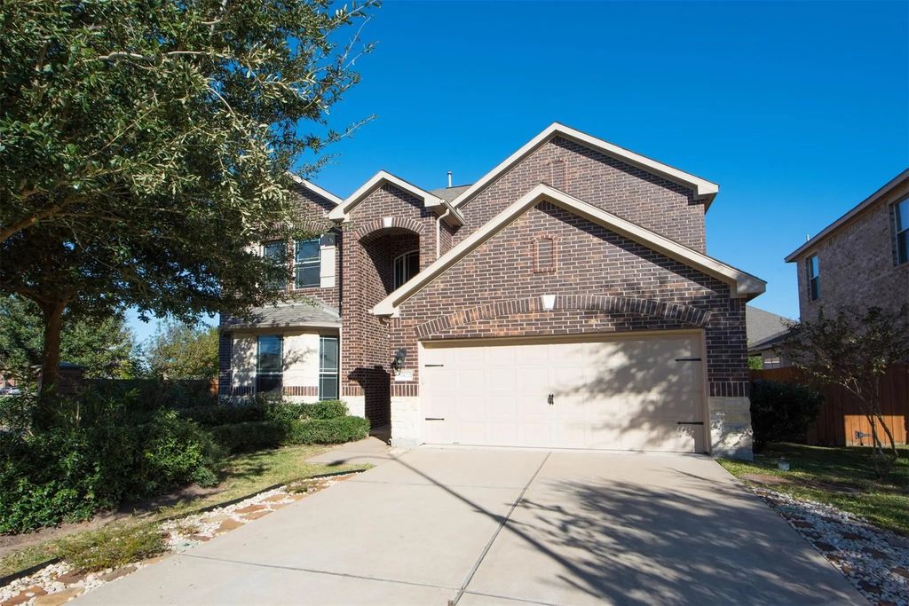 17422 Aldenwilds Lane, Richmond
