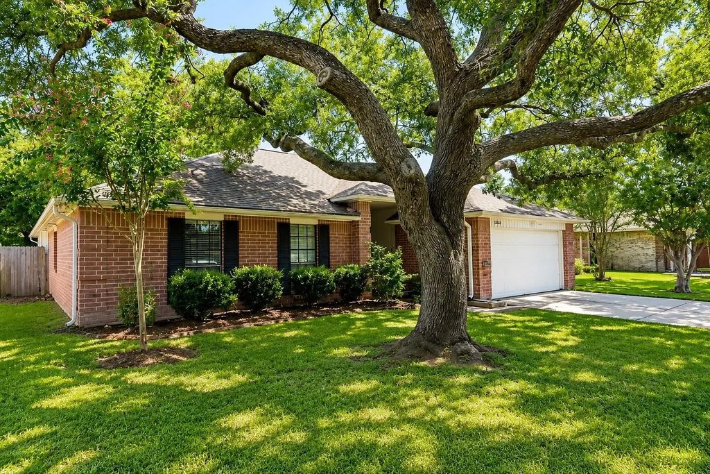 13626 Wheatbridge Drive, Houston