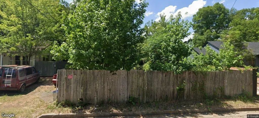 110 E Edgefield Avenue, Longview