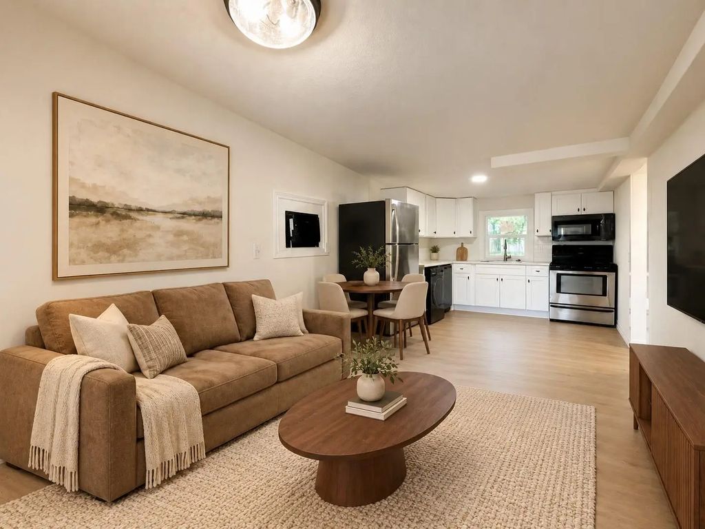 705 Texas Avenue B, Pasadena