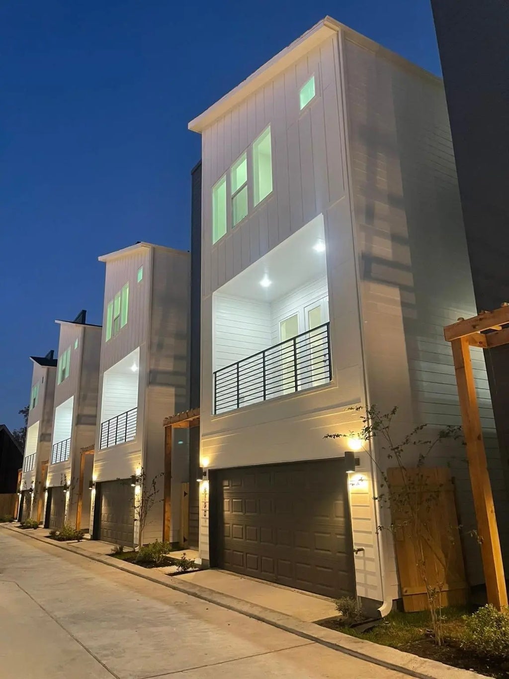 810 Elkhart Street B, Houston