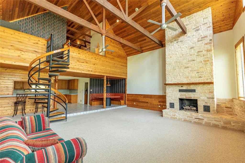 2521 Hwy 36 N, Bellville