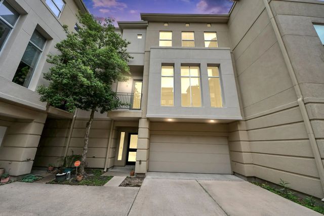 1112 Columbus Street B, Houston