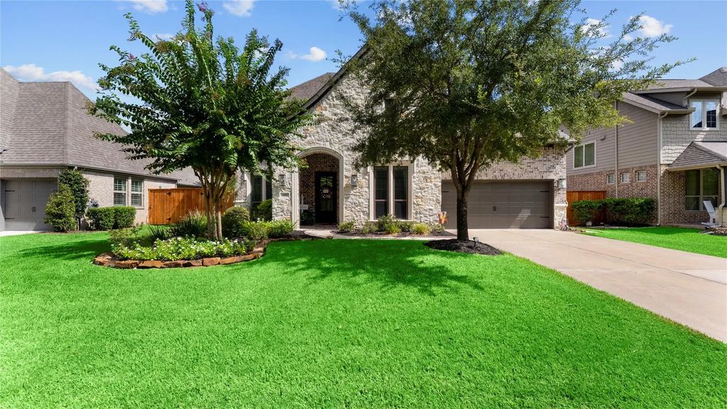 121 Hunter Hollow Place, Montgomery