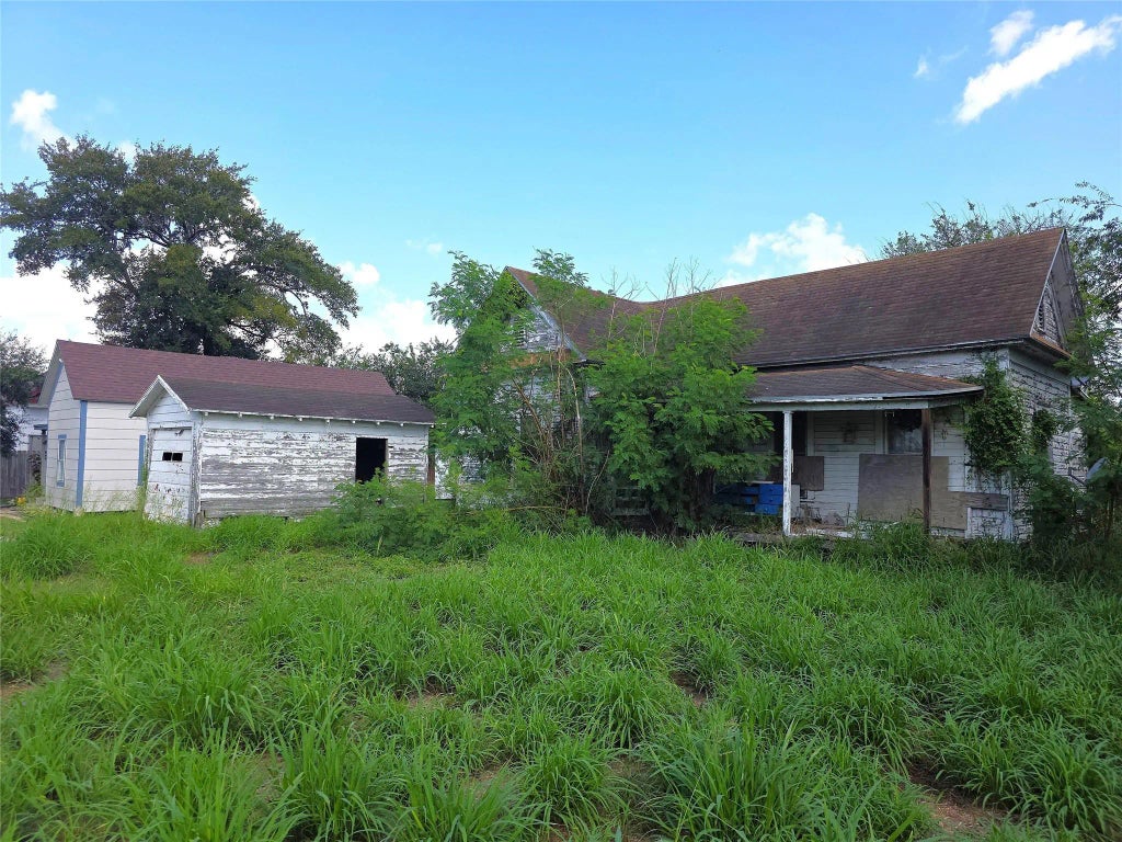 218 W Lott Avenue, Kingsville