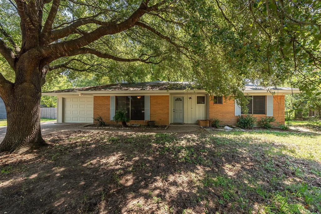 504 Redbud Street, Caldwell