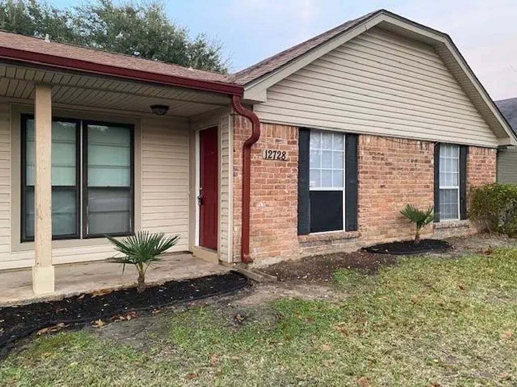 12728 Shannon Hills Drive, Houston