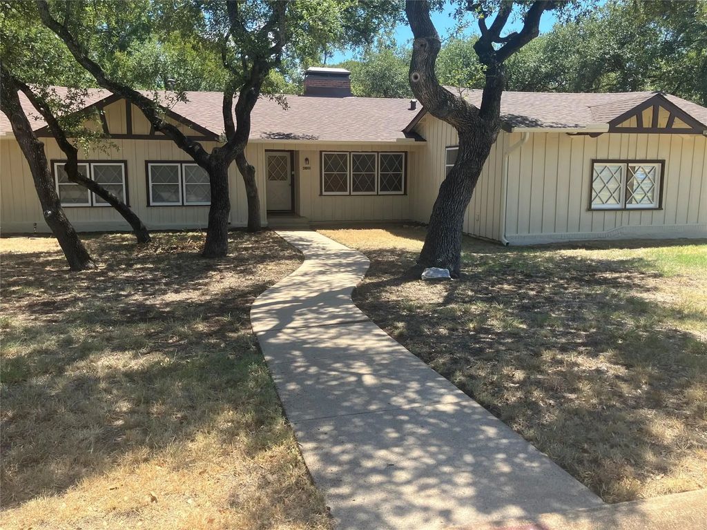 4100 Oakdale Drive, brownwood