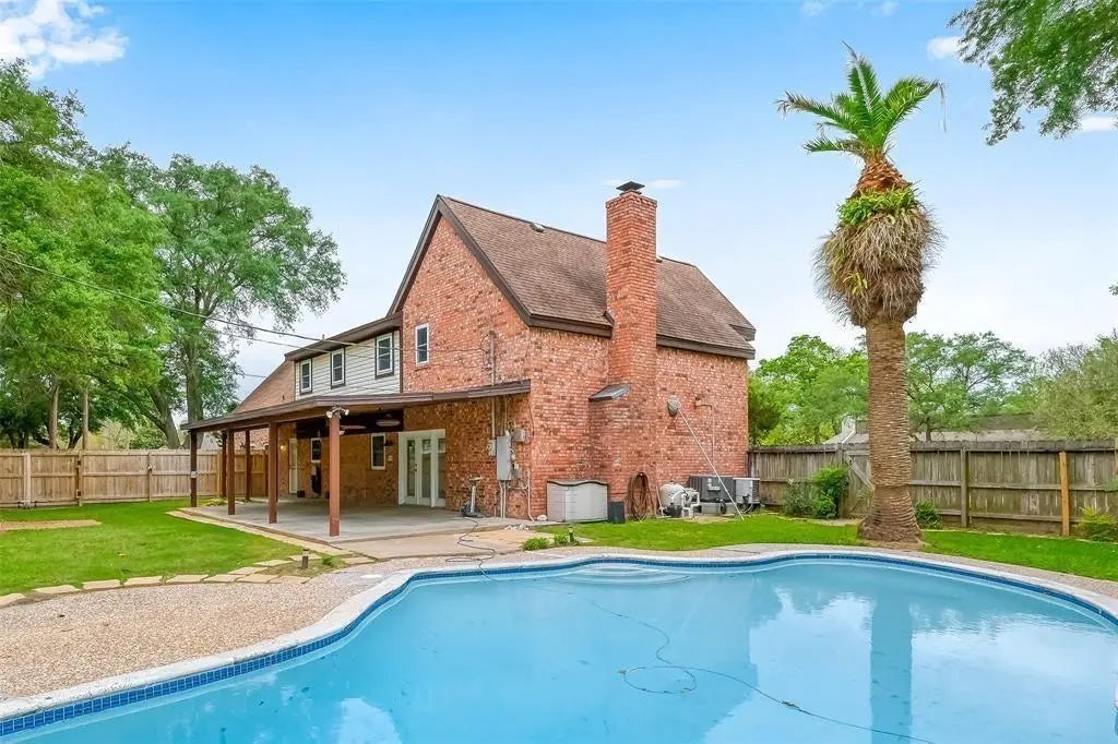 8515 Twelve Oaks Drive, Texas City