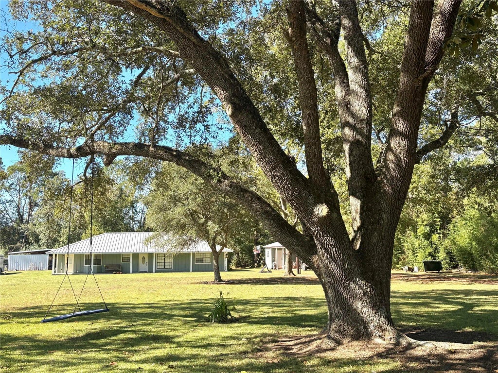 4829 Fm 1632, Woodville