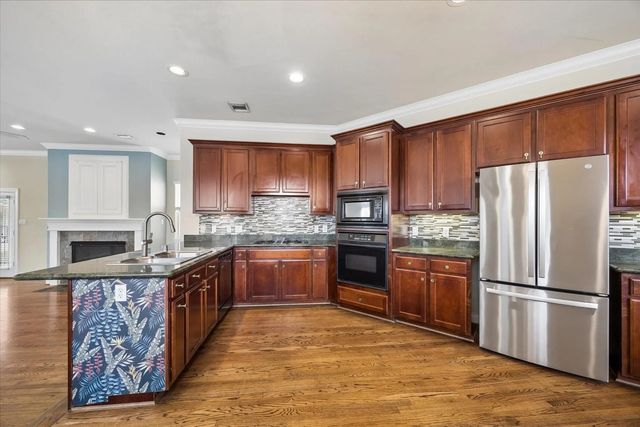 2207 Austin Street, Houston