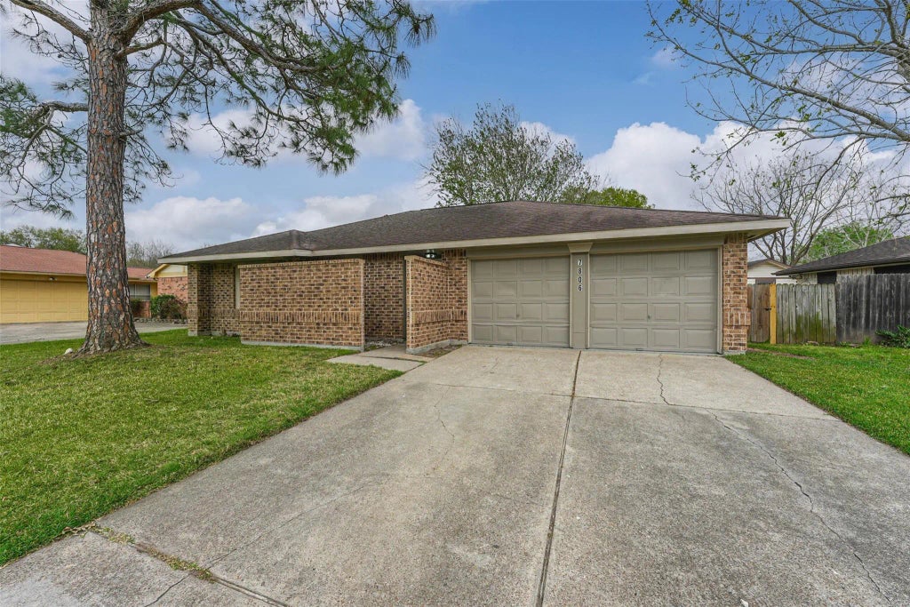 7806 Hiawatha Street, Baytown