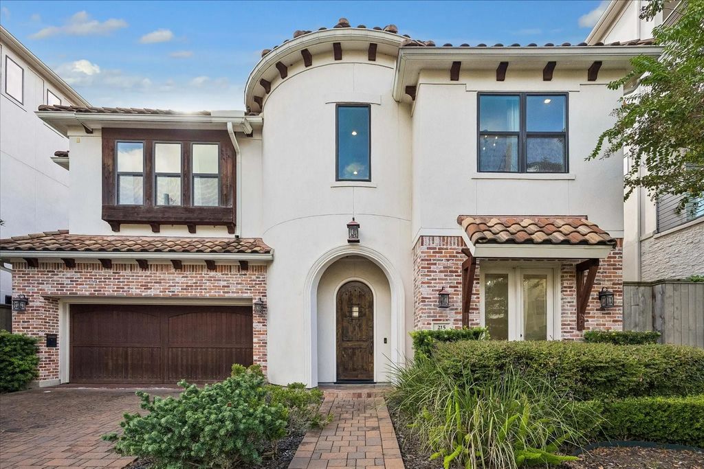 215 Malone Street, Houston