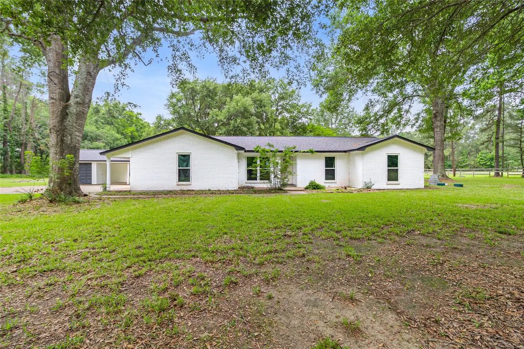 74 Robinson Road, Huntsville