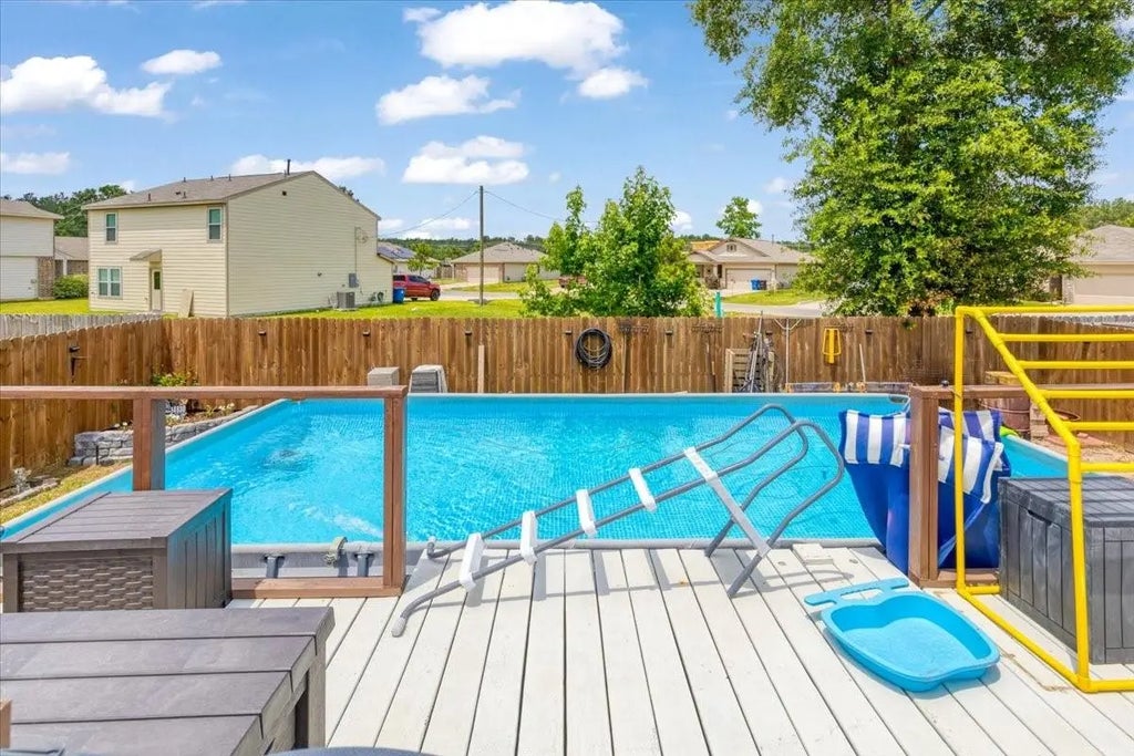 1685 Road 5102, Cleveland