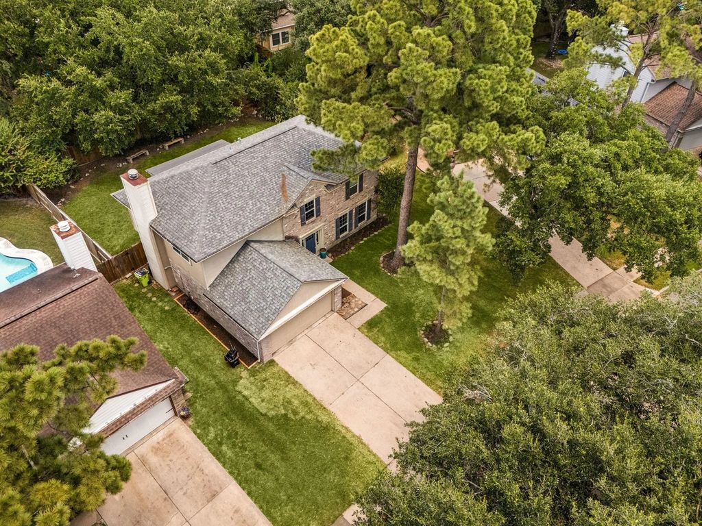 8322 Hot Springs Drive, Houston