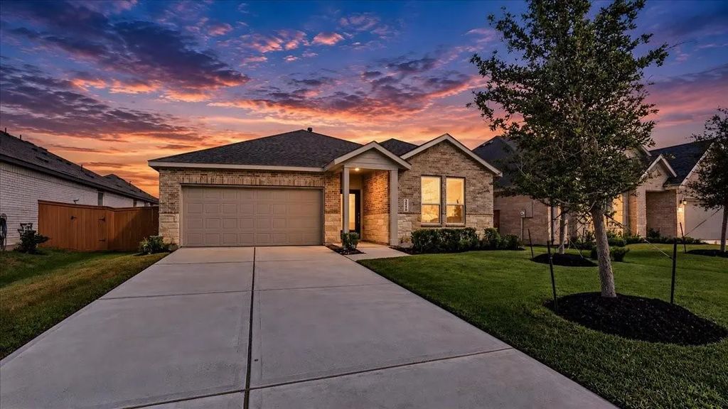 2816 Golden Isle Drive, Texas City