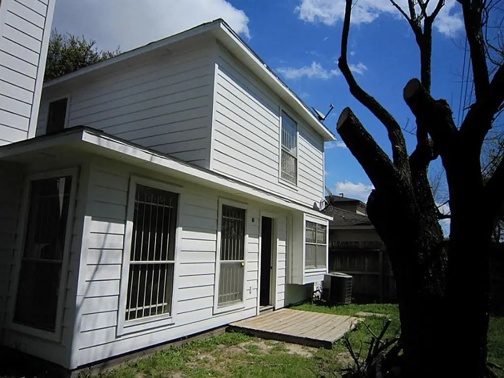 8339 E Ridge Drive, Houston