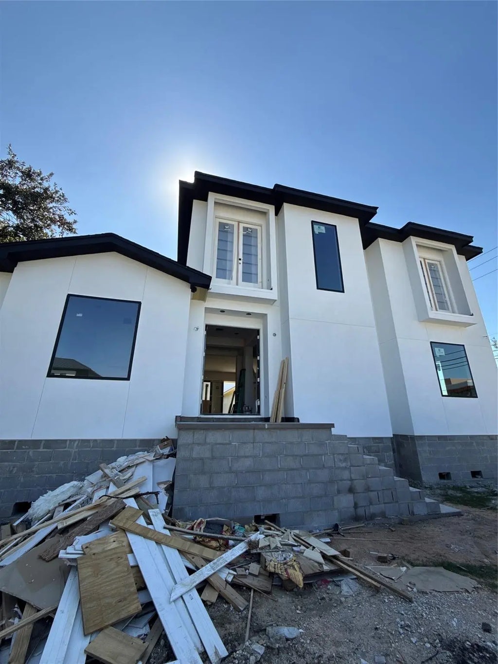 5009 Holt Street, Bellaire