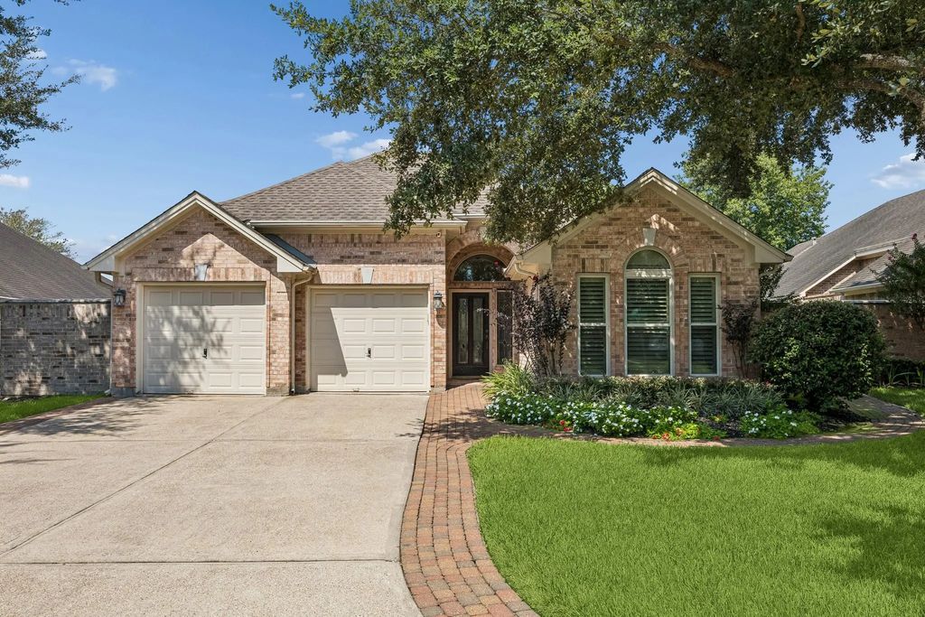 2322 Fairway Pointe Drive, League City