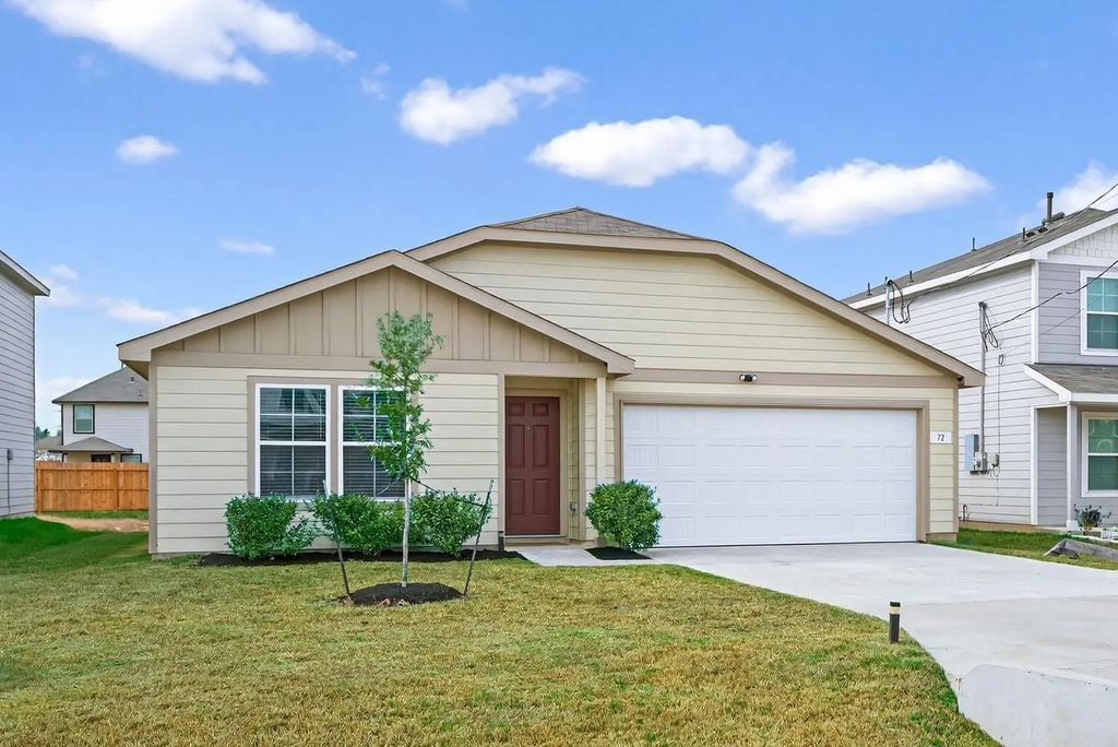72 County Road 51028, Cleveland