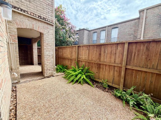 4639 Wild Indigo Street 463, Houston