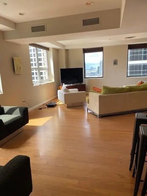 914 Main Street 1504, Houston